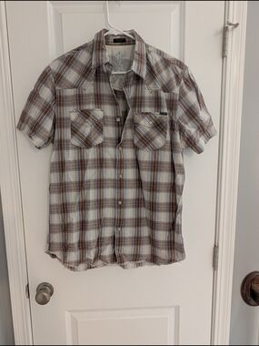 Bullhead Brown and White Plaid Short-Sleeve Button-Down Shirt